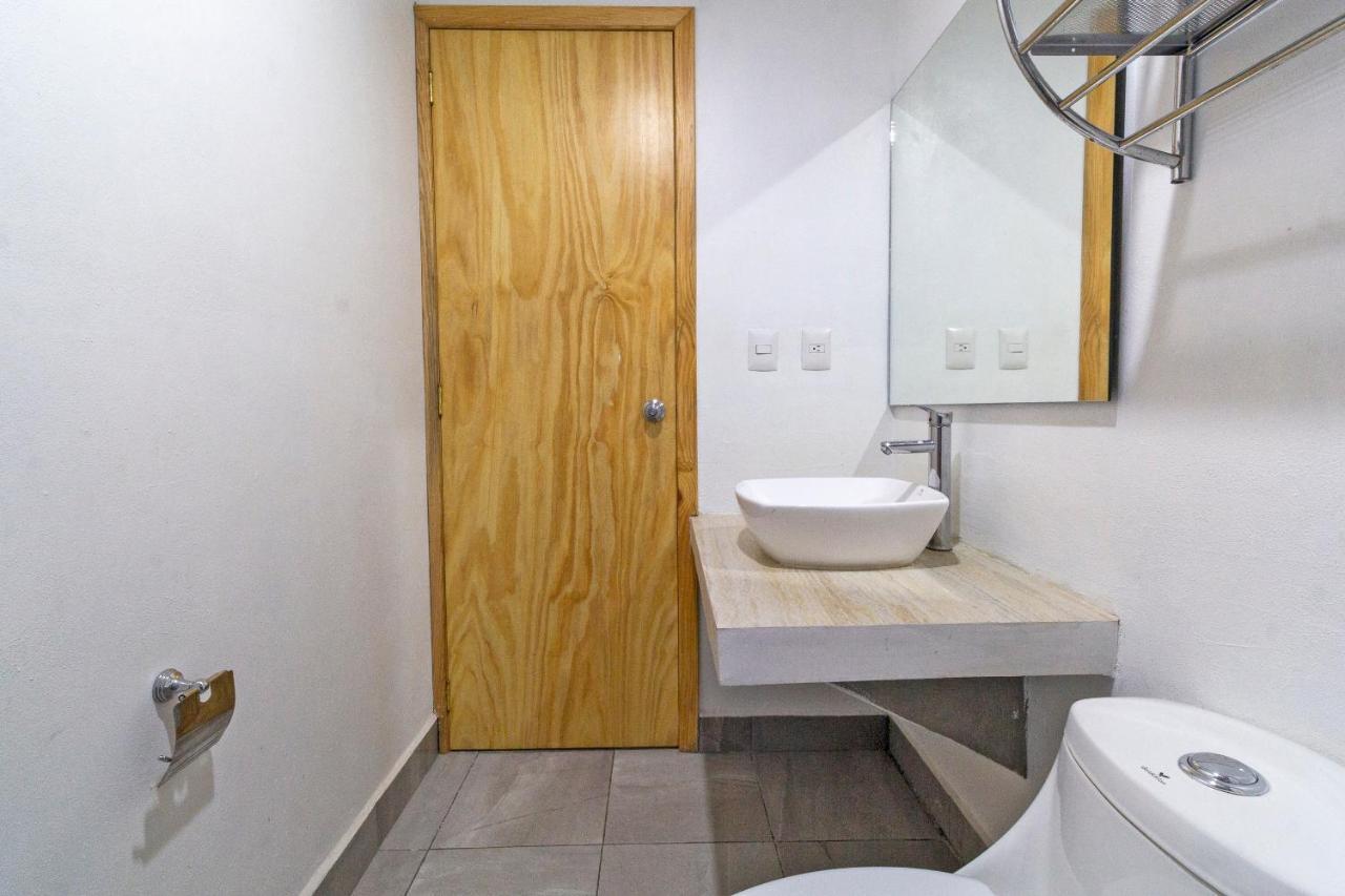 Hotel Brisas Express ซานกริสโตบัล เด ลาสกาซาส ภายนอก รูปภาพ
