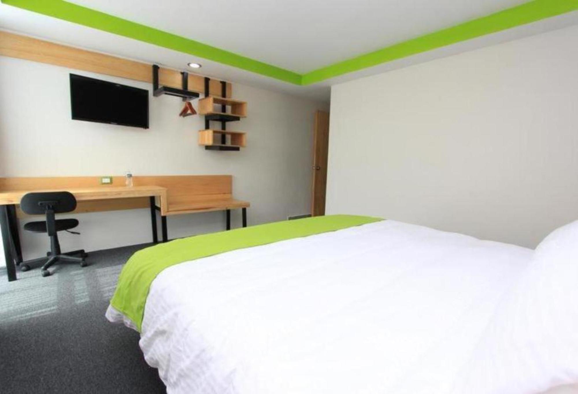 Hotel Brisas Express ซานกริสโตบัล เด ลาสกาซาส ภายนอก รูปภาพ