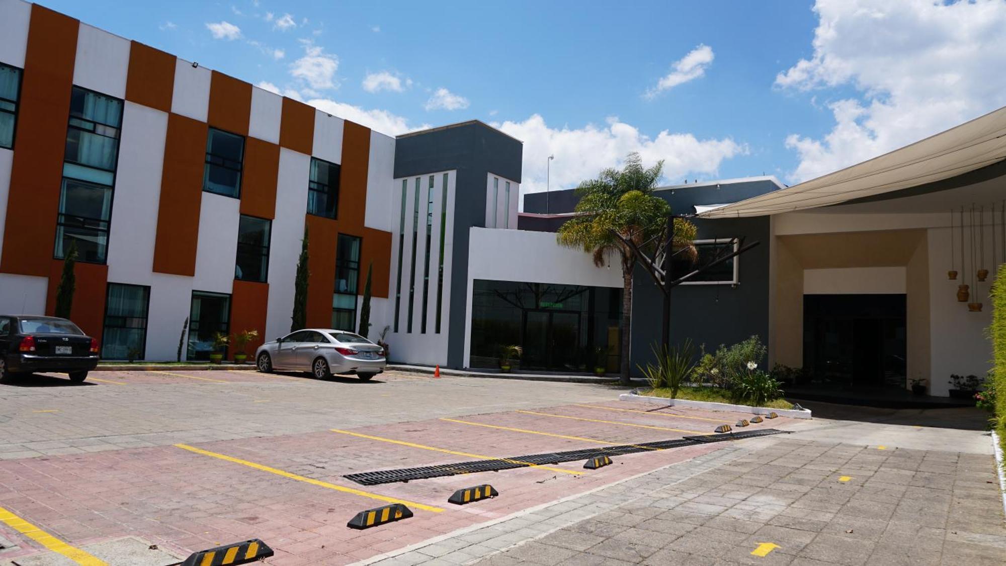 Hotel Brisas Express ซานกริสโตบัล เด ลาสกาซาส ภายนอก รูปภาพ
